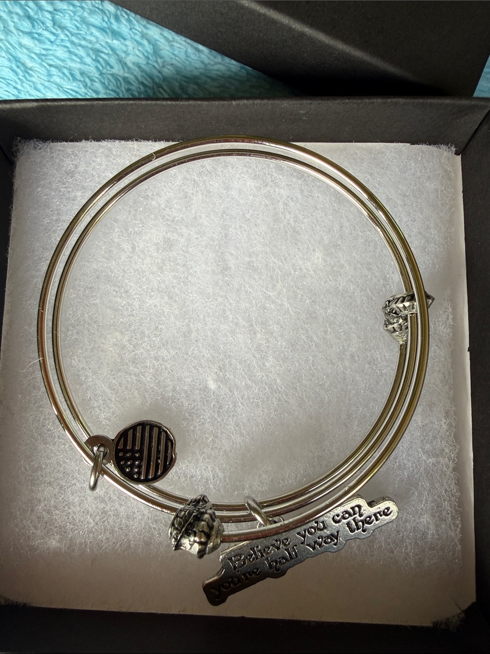 Silver Inspirational Charm Bangle Bracelet - Believe You Can